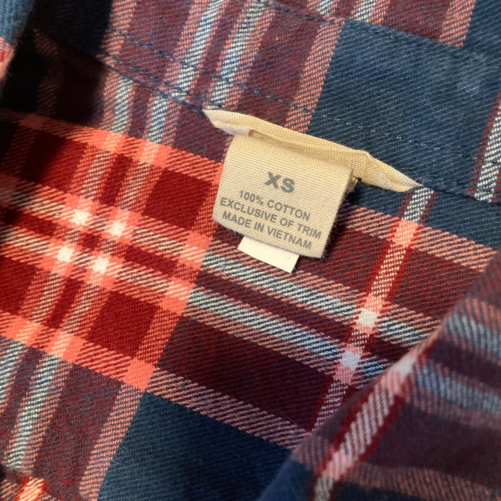 Duluth Trading Free Swingin’ Flannel - Picture 4 of 4